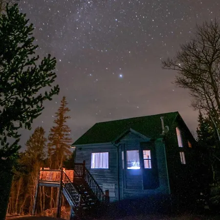 Family-Friendly Jefferson Cabin With Fire Pit!